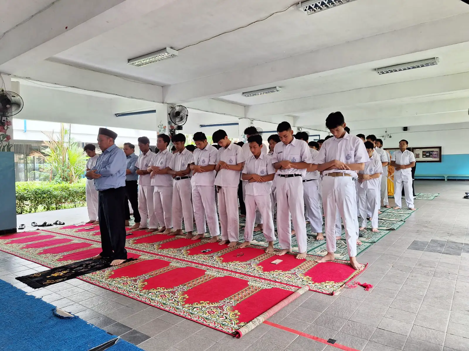 Ramadan Produktif – SMK Sumbangsih Multimedia Buktikan Toleransi dan Ibadah Bisa Jalan Beriringan!